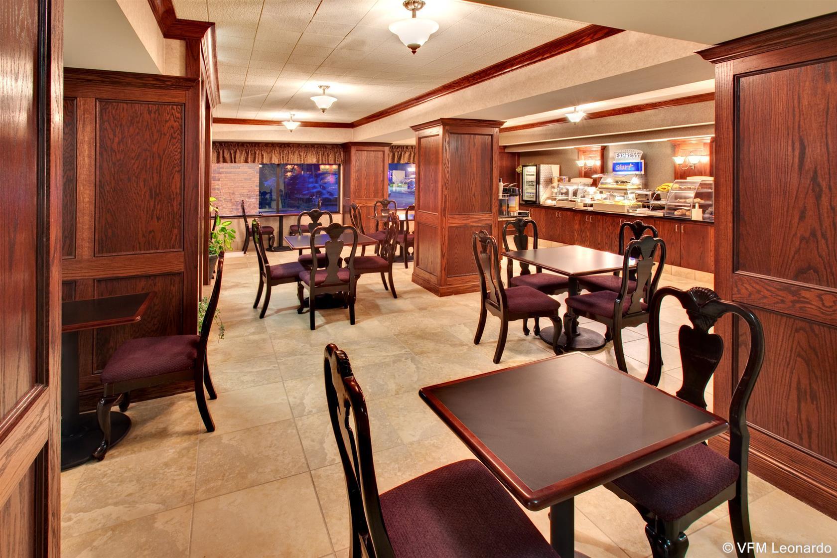 Best Western Watertown Eksteriør billede